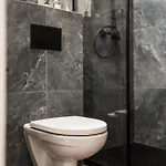 Riverra House - Two-bedroom Apartman *