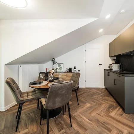 Riverra House - Two-bedroom