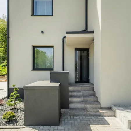 Riverra House - Two-bedroom Apartment *